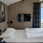 Grande Hytteutleige Og Village de vacances Geiranger