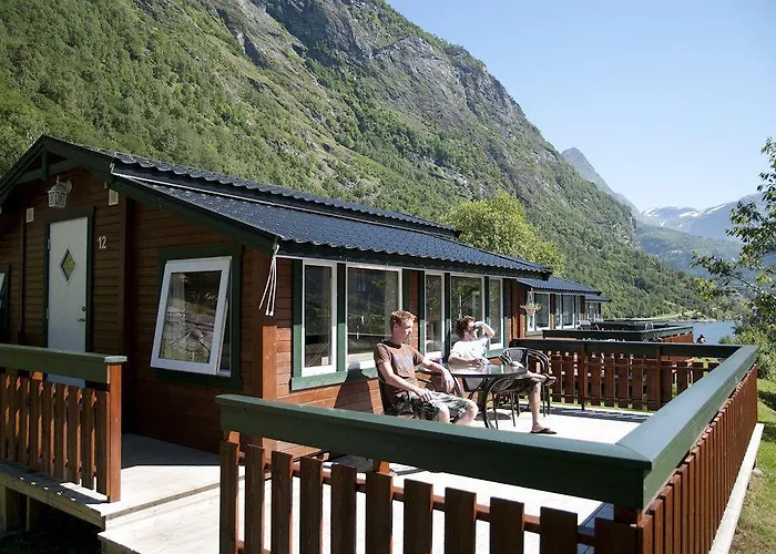 Grande Hytteutleige Og Parque de vacaciones Geiranger
