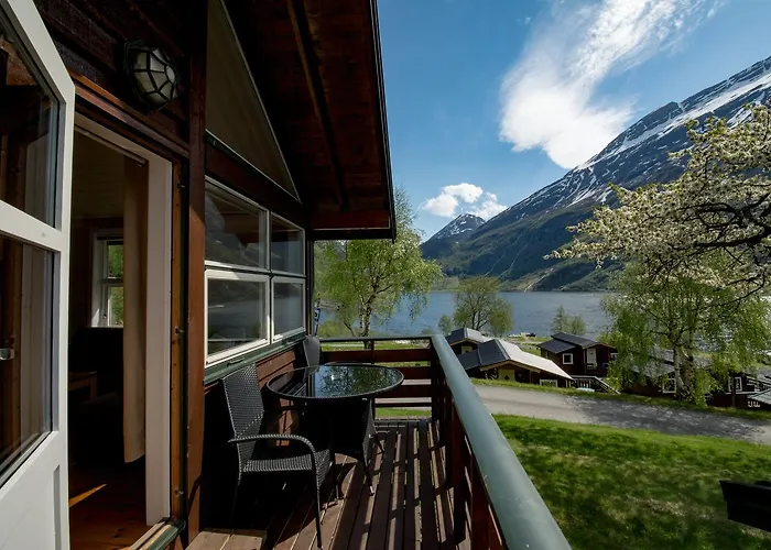 Grande Hytteutleige Og Parque de vacaciones Geiranger