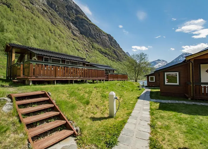 Grande Hytteutleige Og Geiranger