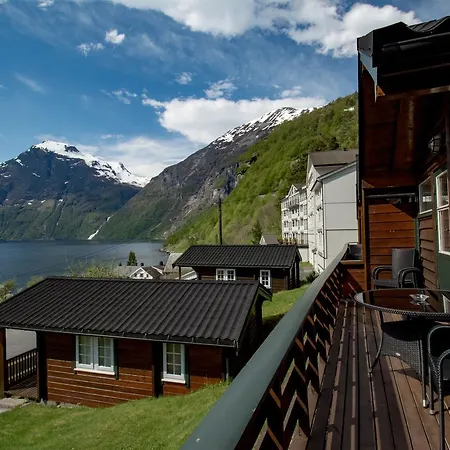 Grande Hytteutleige Og 2* Geiranger