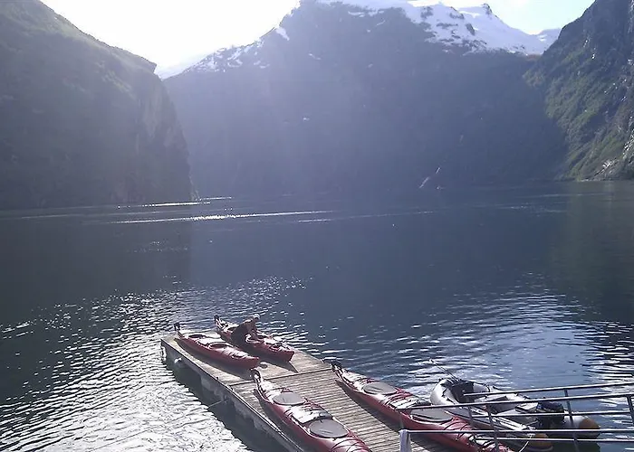 Grande Hytteutleige Og Parque de vacaciones Geiranger